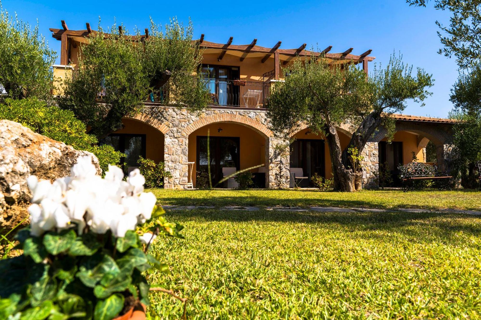 Park Hotel Cilento Marina di Camerota Exterior photo